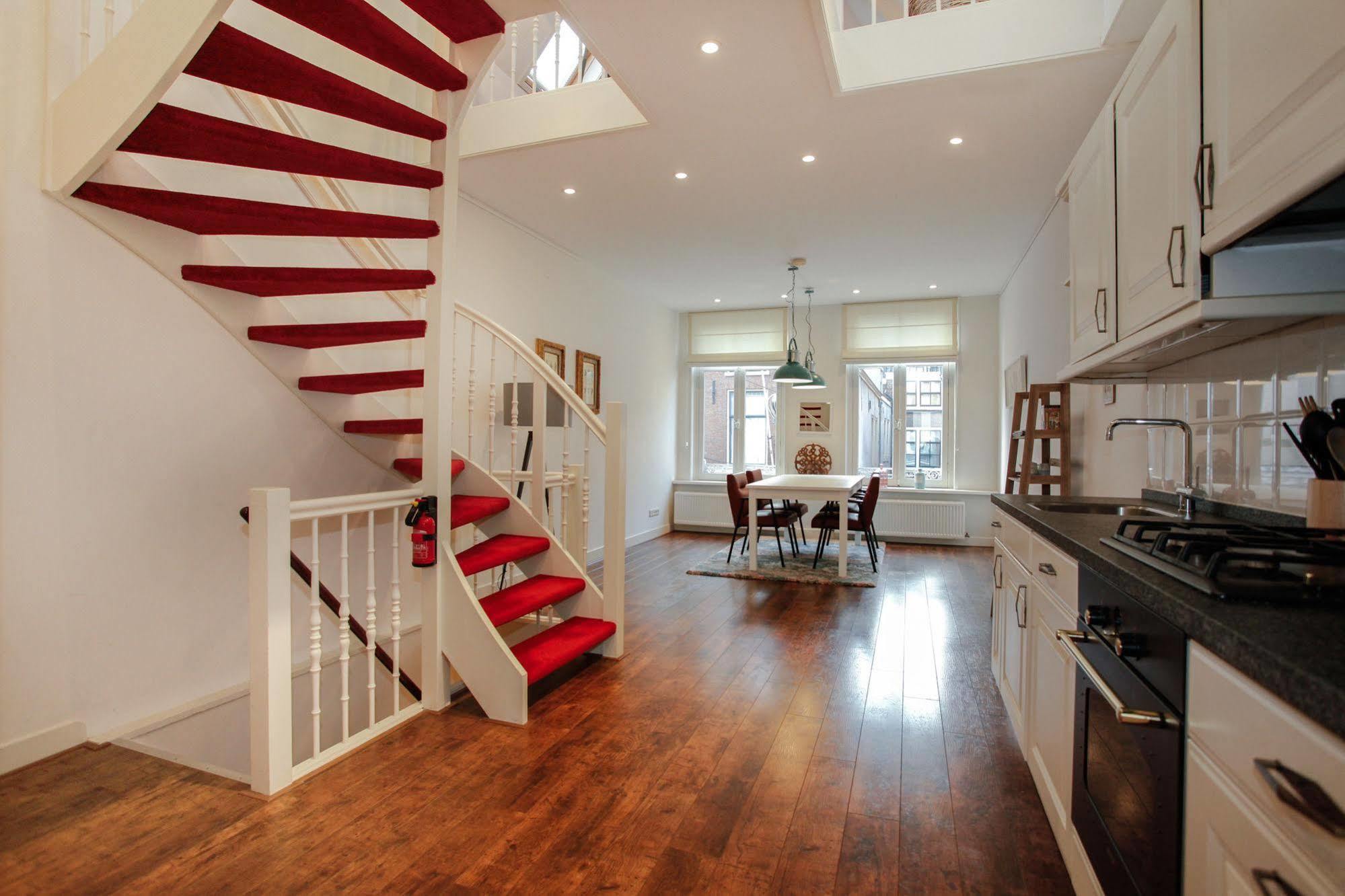 Stayci Serviced Apartments Noordeinde Den Haag Buitenkant foto