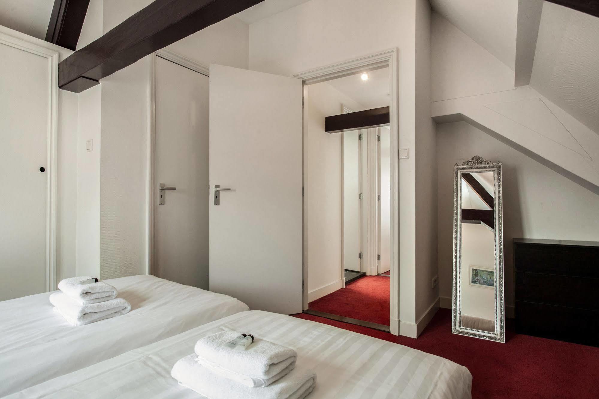 Stayci Serviced Apartments Noordeinde Den Haag Buitenkant foto