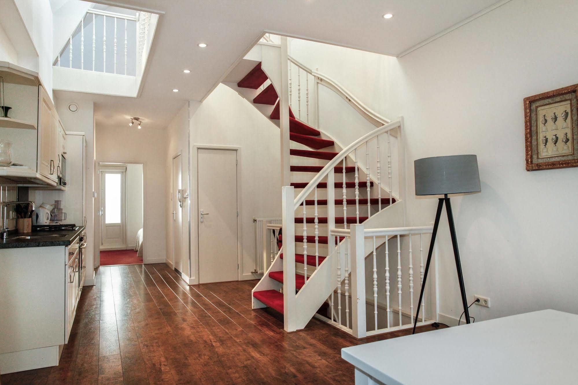 Stayci Serviced Apartments Noordeinde Den Haag Buitenkant foto